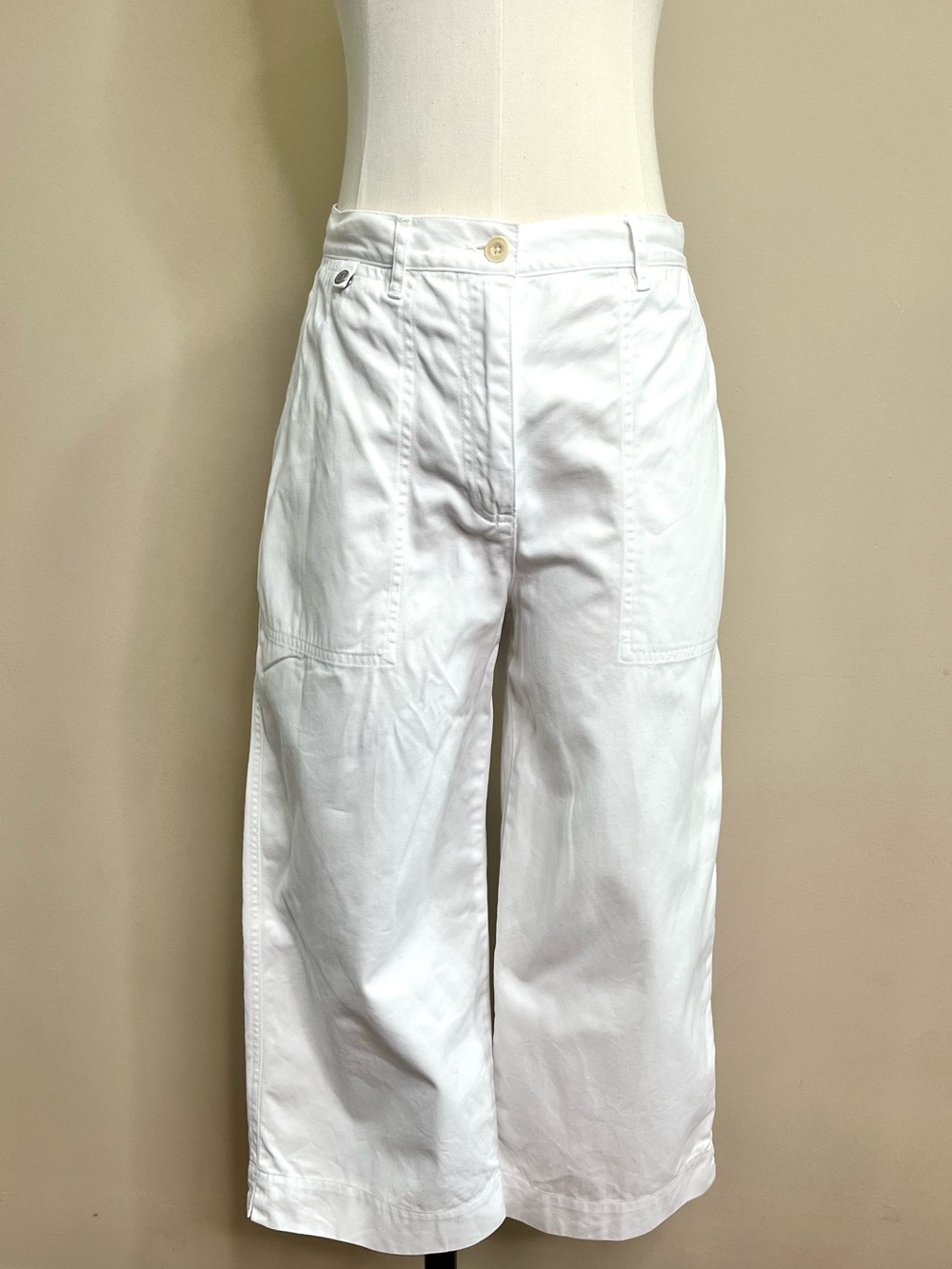 Chic and Preppy Ralph Lauren White Wide-Leg Cropped Pants - size 4